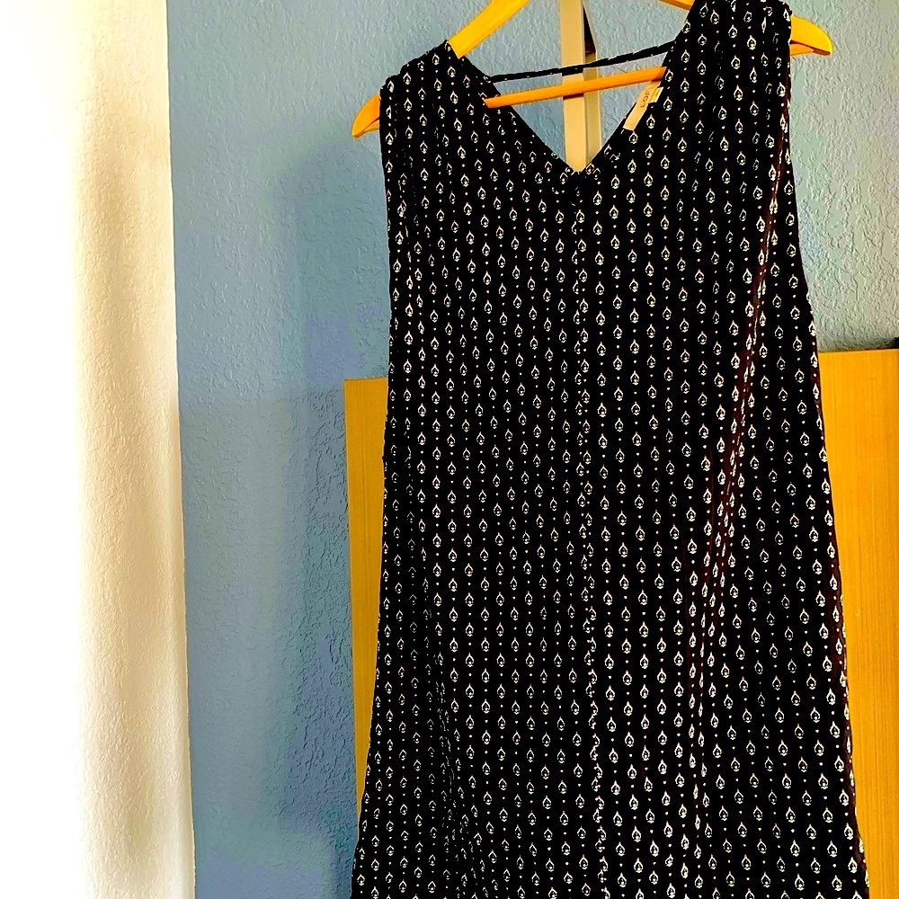 LOFT Sleeveless Shift Dress